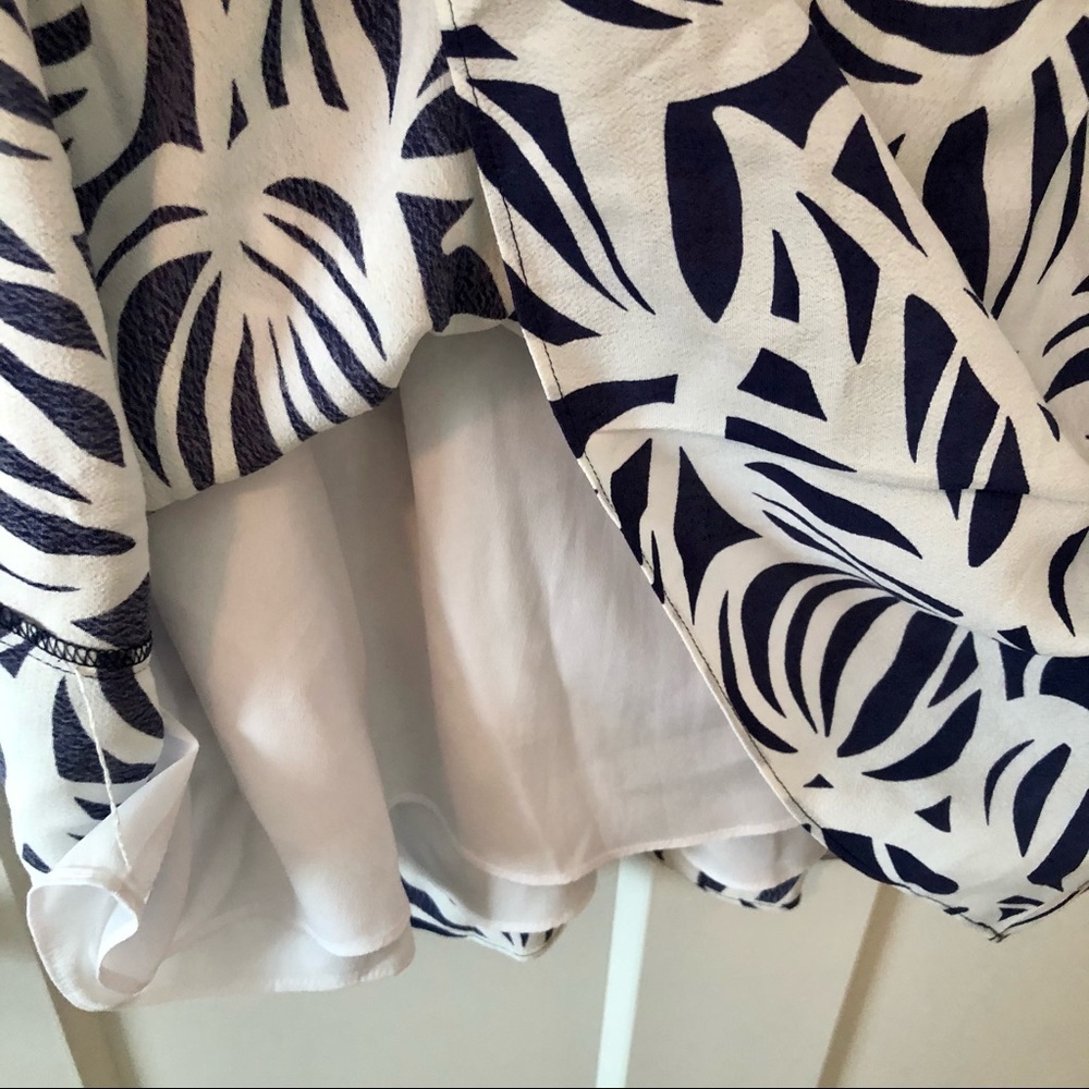 Lilly Pulitzer Blue & White Printed Dress Size 14 - Picture 9 of 10